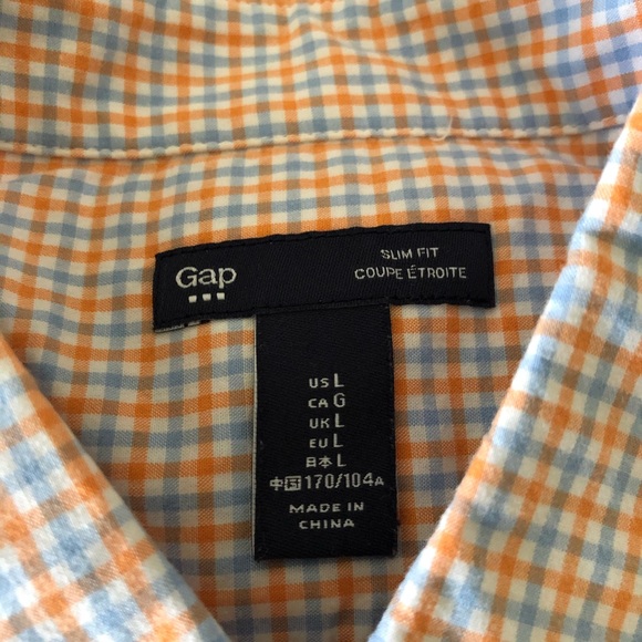 Gap Slim Fit Button-Front Long Sleeve Shirt - Picture 2 of 4